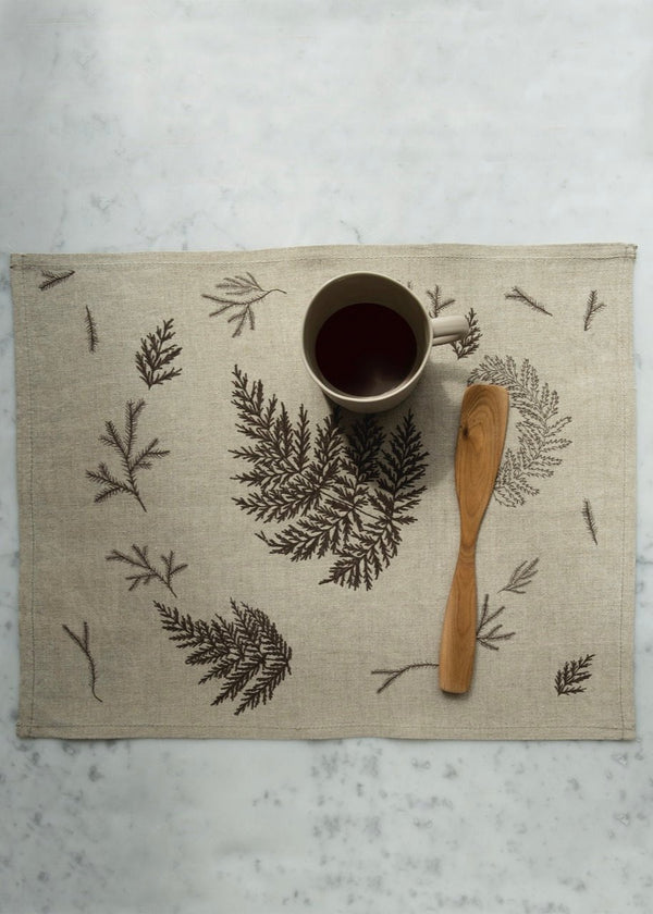 Fern Garland Linen Place Mat